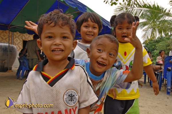 Nom de l'image : D2088221_1 — Description :  Enfants du Mékong