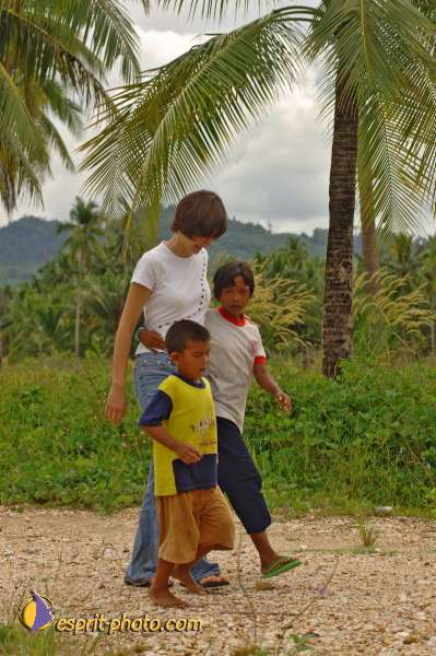 Nom de l'image : D2088391_1 — Description :  Enfants du Mékong