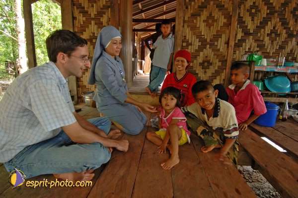 Nom de l'image : D2088909_1 — Description :  Enfants du Mékong