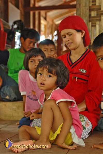 Nom de l'image : D2088936_1 — Description :  Enfants du Mékong