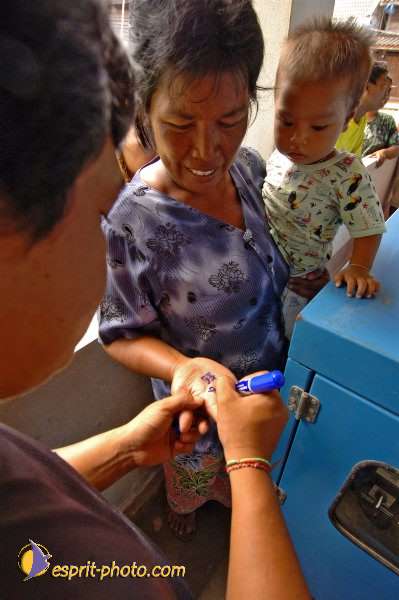 Nom de l'image : D2090527_1 — Description :  Enfants du Mékong