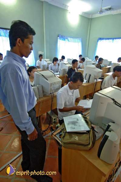 Nom de l'image : D2092749_1 — Description :  Enfants du Mékong