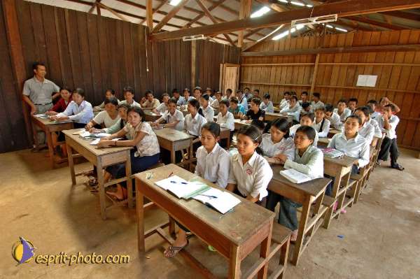 Nom de l'image : D2093904_1 — Description :  Enfants du Mékong