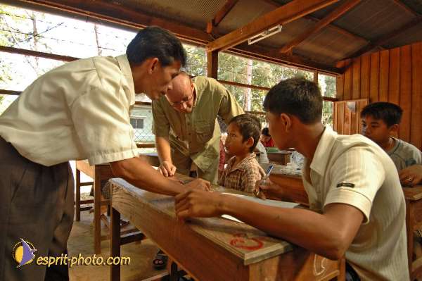 Nom de l'image : D2094633_1 — Description :  Enfants du Mékong