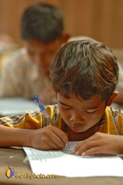 Nom de l'image : D2094668_1 — Description :  Enfants du Mékong