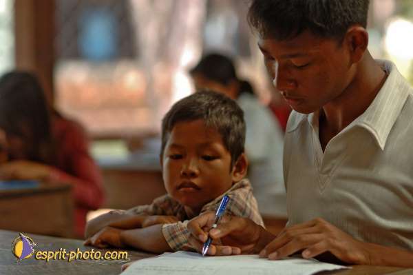 Nom de l'image : D2094679_1 — Description :  Enfants du Mékong