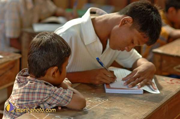 Nom de l'image : D2094693_1 — Description :  Enfants du Mékong