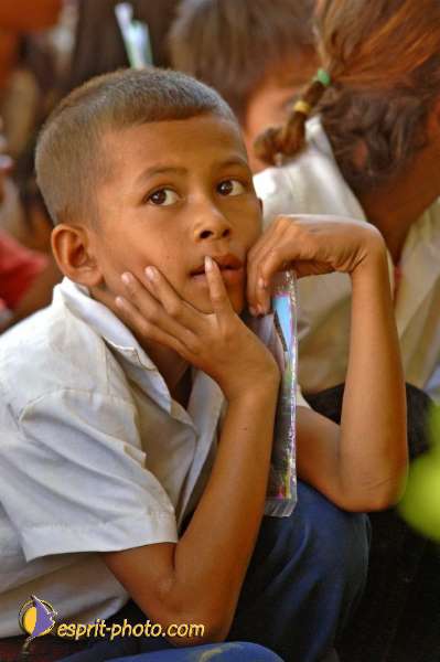 Nom de l'image : D2091907_1 — Description :  Enfants du Mékong