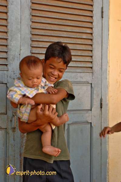 Nom de l'image : D2092027_1 — Description :  Enfants du Mékong