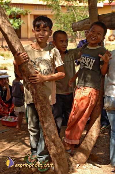 Nom de l'image : D2092194_1 — Description :  Enfants du Mékong