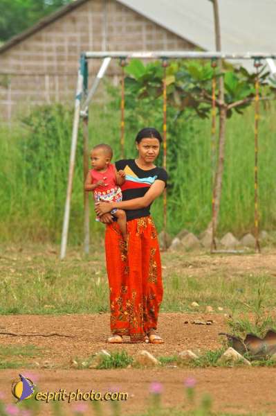 Nom de l'image : D2092331_1 — Description :  Enfants du Mékong