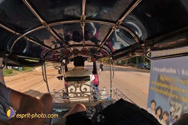 Nom de l'image : D2091436_1 — Description :  Enfants du Mékong