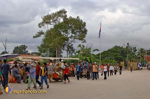 Nom de l'image : D2091508_1 — Description :  Enfants du Mékong