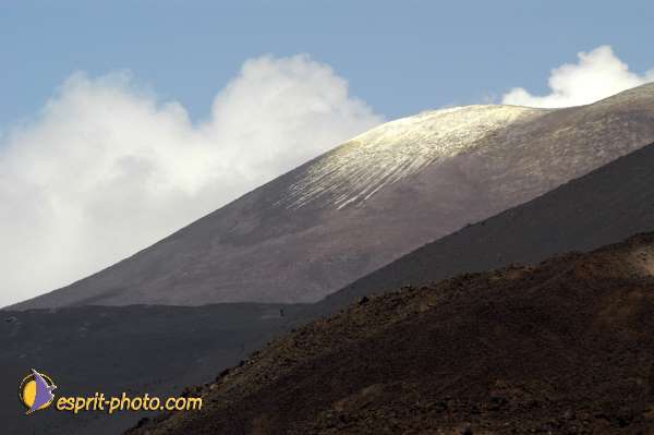 Nom de l'image : D1177189-1 — Description :  Etna - Eruption du volcan sur l'Etna en Sicile le 15/09/2005