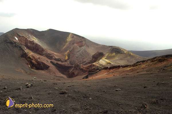 Nom de l'image : D1177408-1 — Description :  Etna - Eruption du volcan sur l'Etna en Sicile le 15/09/2005