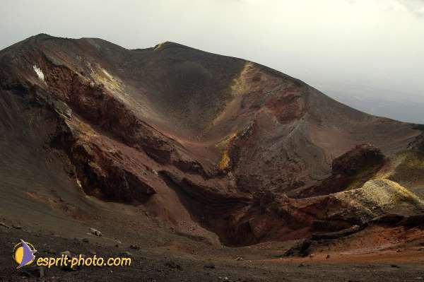 Nom de l'image : D1177414-1 — Description :  Etna - Eruption du volcan sur l'Etna en Sicile le 15/09/2005