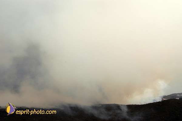 Nom de l'image : D1177546-1 — Description :  Etna - Eruption du volcan sur l'Etna en Sicile le 15/09/2005