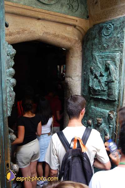 Nom de l'image : D1157141-01 — Description :  Pèlerinage année jubilaire 2004 à St Jacques de Compostelle