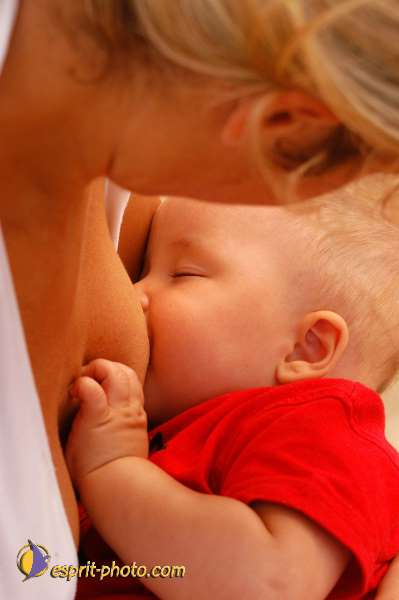 Nom de l'image : D1167131-1 — Description :  Mère et enfant - aleitement