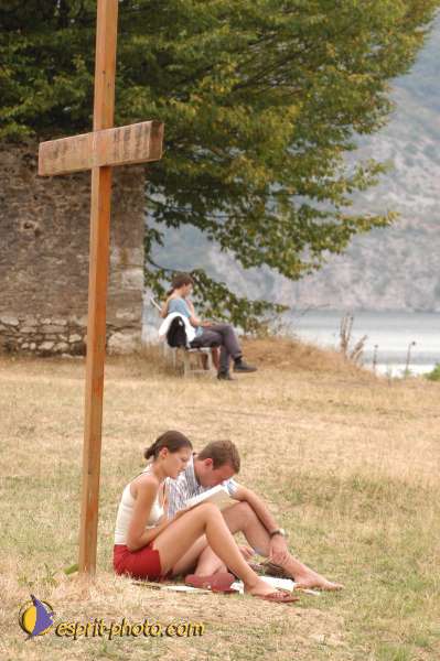 Nom de l'image : Priere_Couple_D1054616 — Description :