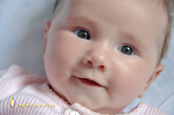 Nom de l'image : Bebe_0-6_Mois_D2240989_1 — Description :