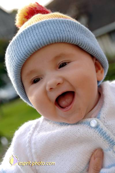 Nom de l'image : Bebe_0-6_Mois_E2067419_1 — Description :