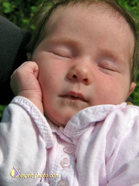 Nom de l'image : Bebe_0-6_Mois_S3001828_1 — Description :