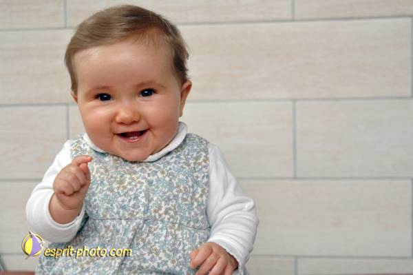 Nom de l'image : Bebe_6_Mois_E2068449_1 — Description :