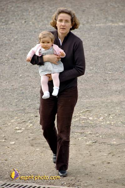 Nom de l'image : Bebe_9_Mois_D2258553_1 — Description :