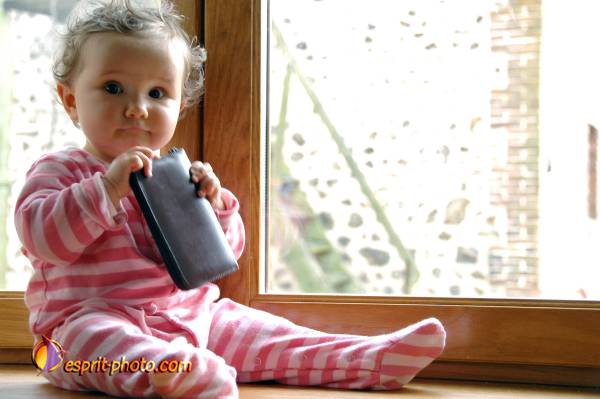 Nom de l'image : Bebe_9_Mois_D2258642_1 — Description :