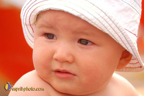 Nom de l'image : Bebe_divers_D1167072-1 — Description :  Mère et enfant - aleitement