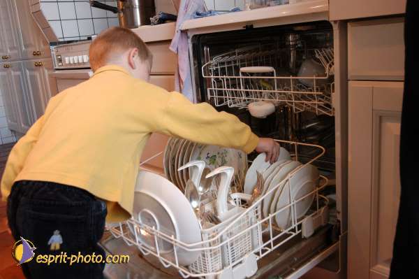 Nom de l'image : Enfant_Travaux_E00020821-1 — Description :