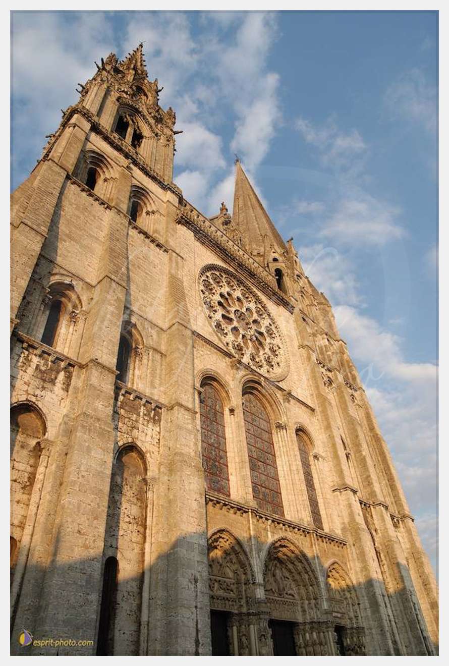 Nom de l'image : D1066654-nef — Description :