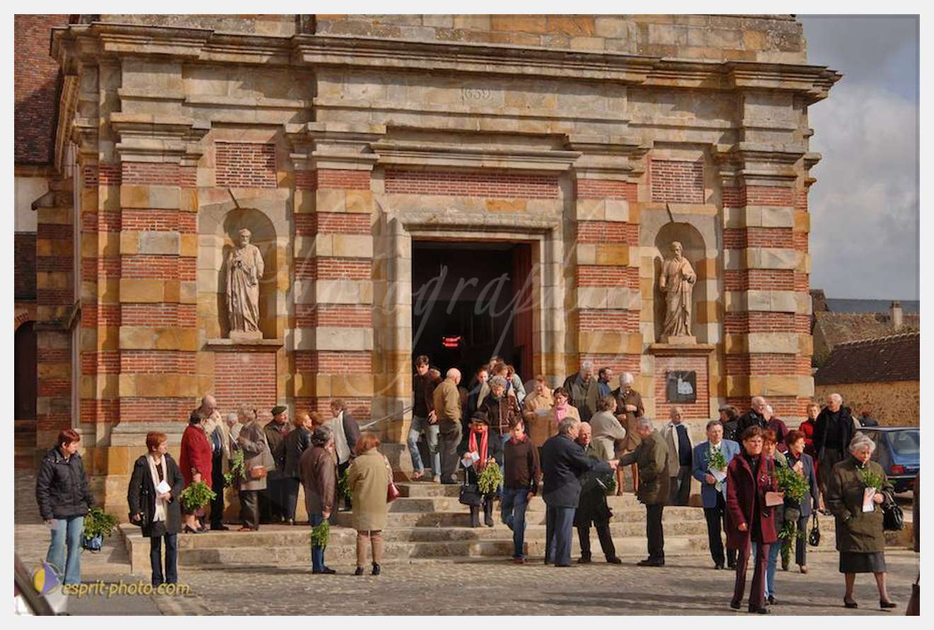 Nom de l'image : D2146151_1 — Description :  Sortie de messe - La FertE? Vidamme