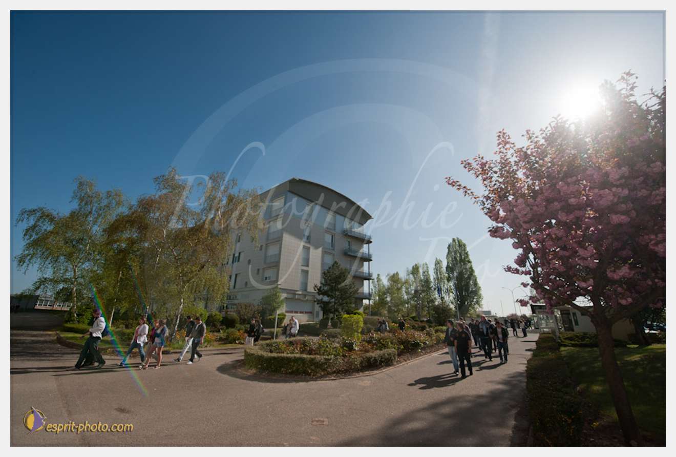 Nom de l'image : D30102038a.com — Description :