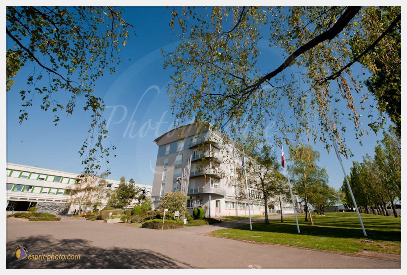 Nom de l'image : D30102047a.com — Description :