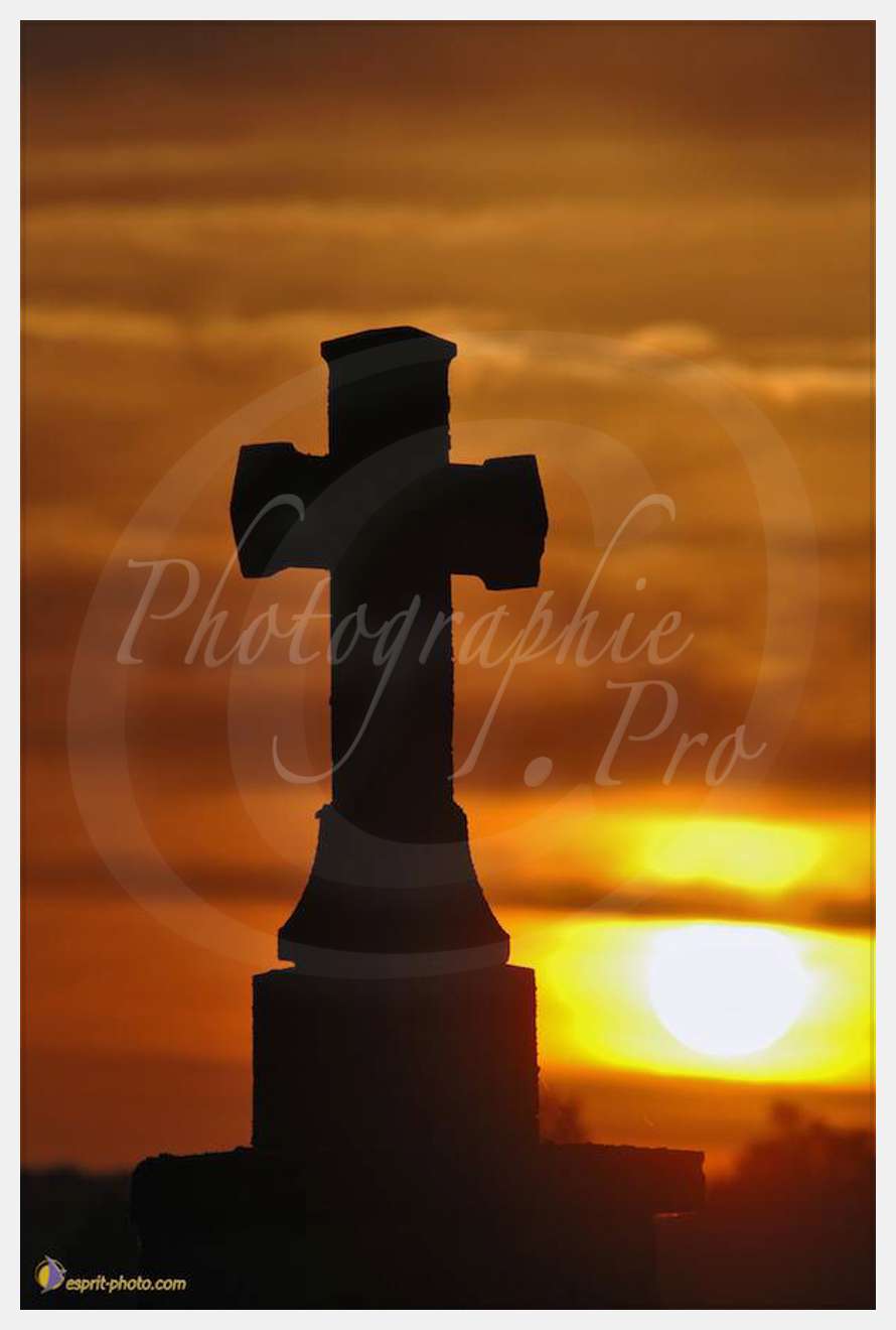 Nom de l'image : D2188229_1 — Description :  Croix