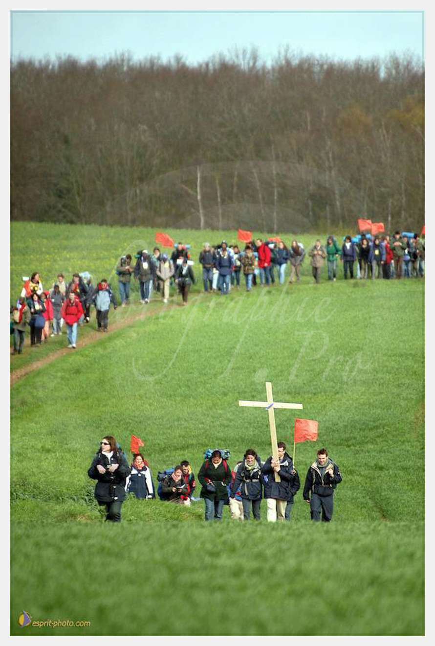 Nom de l'image : D1120105-01rt — Description : PE?lerinage de Chartres 2004