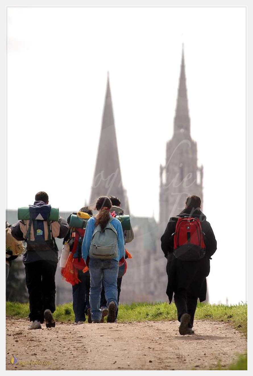 Nom de l'image : D1120444-01 — Description :  PE?lerinage de Chartres 2004