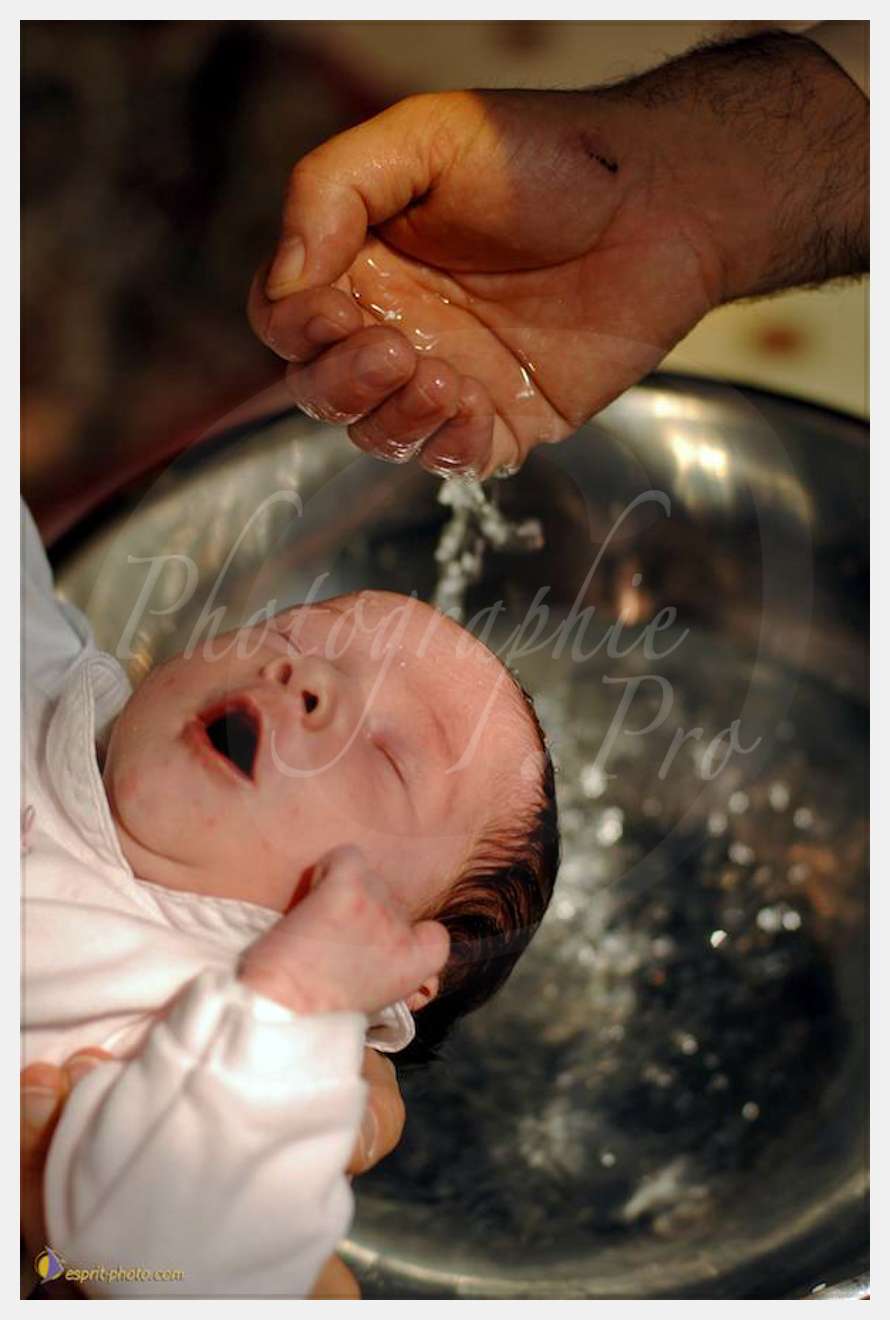 Nom de l'image : D2226458_1 — Description :  BaptI?me de bE?bE?