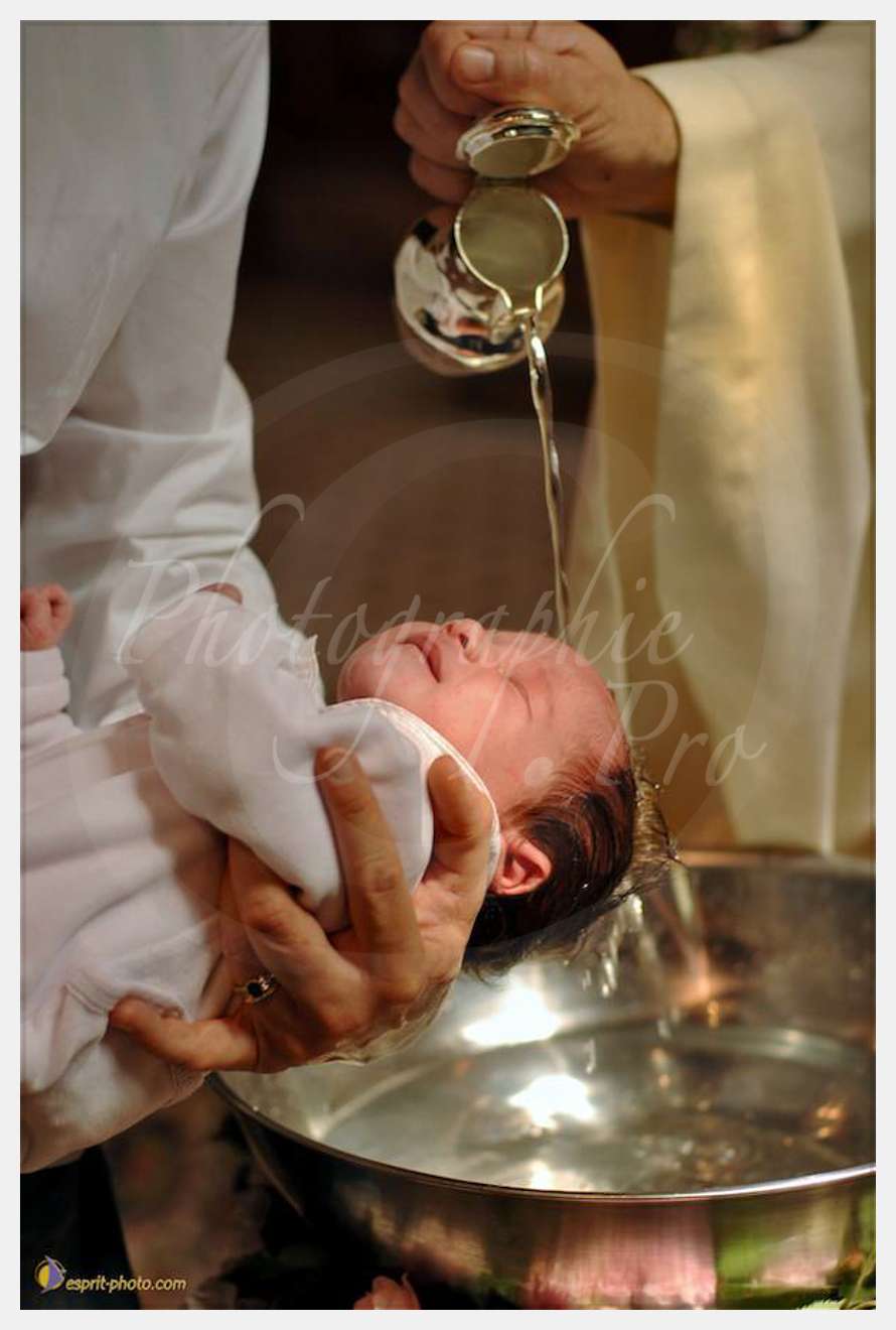 Nom de l'image : D2226515_1 — Description :  BaptI?me de bE?bE?