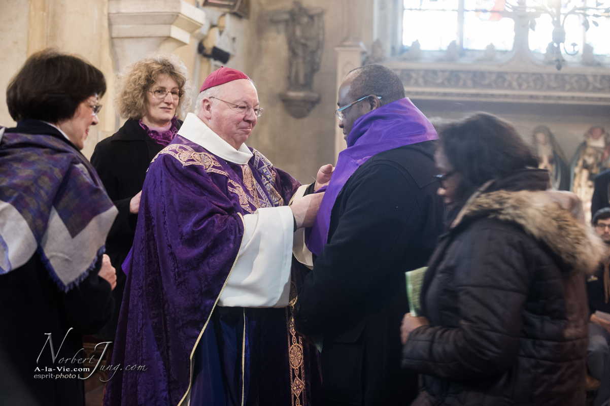Nom de l'image : Messe-de-cloture-et-appel-decicif-des-Catecumen-a-la-Madeleine_2013-02-17__(c)Norbert-Jung.com_D3s096872 — Description :
