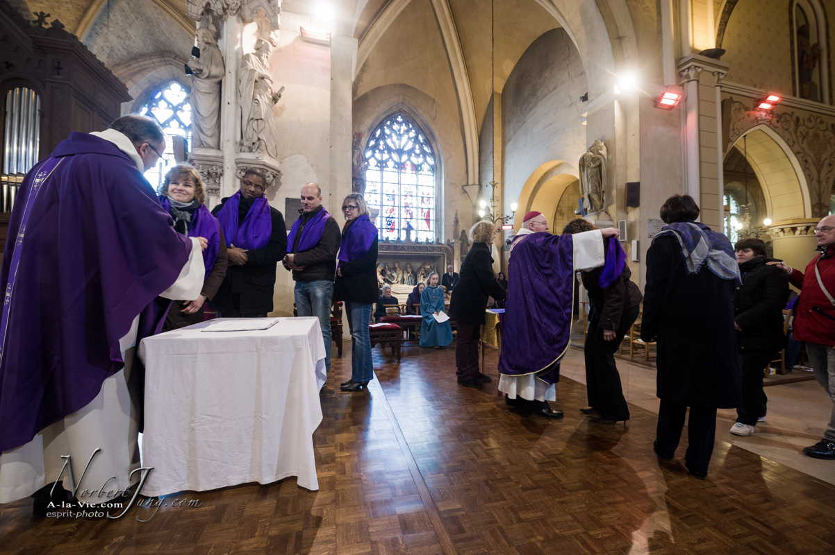 Nom de l'image : Messe-de-cloture-et-appel-decicif-des-Catecumen-a-la-Madeleine_2013-02-17__(c)Norbert-Jung.com_D3s096882 — Description :