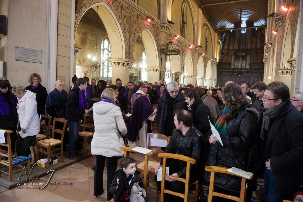 Nom de l'image : Messe-de-cloture-et-appel-decicif-des-Catecumen-a-la-Madeleine_2013-02-17__(c)Norbert-Jung.com_D3s096885 — Description :