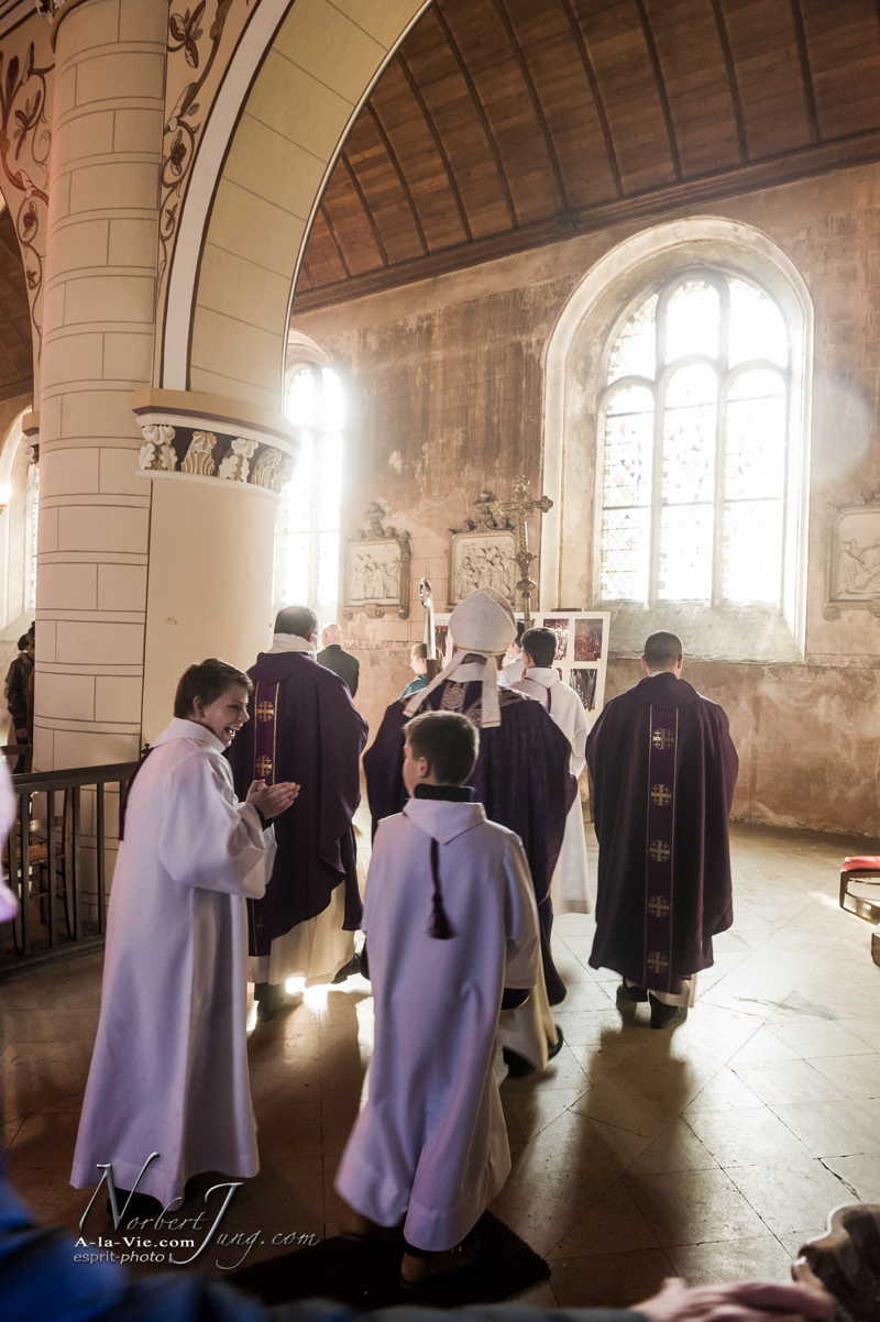 Nom de l'image : Messe-de-cloture-et-appel-decicif-des-Catecumen-a-la-Madeleine_2013-02-17__(c)Norbert-Jung.com_D3s096931 — Description :