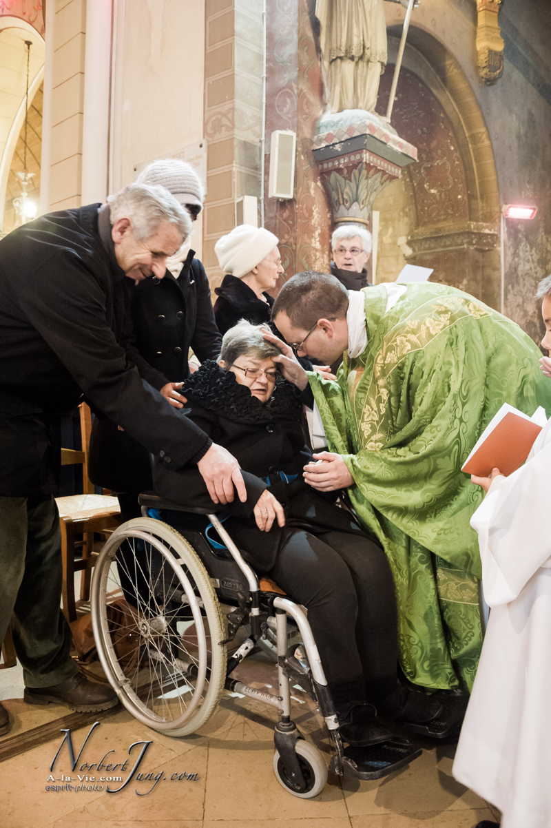 Nom de l'image : Messe-et-Sacrement-des-Malades-a-la-Madeleine_2013-02-10__(c)Norbert-Jung.com_D3s096695 — Description :