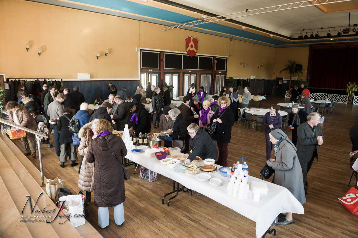 Nom de l'image : Repas-de-la-cloture-VP-a-la-salle-de-Fete-de-Verneuil_2013-02-17__(c)Norbert-Jung.com_D3s096932 — Description :