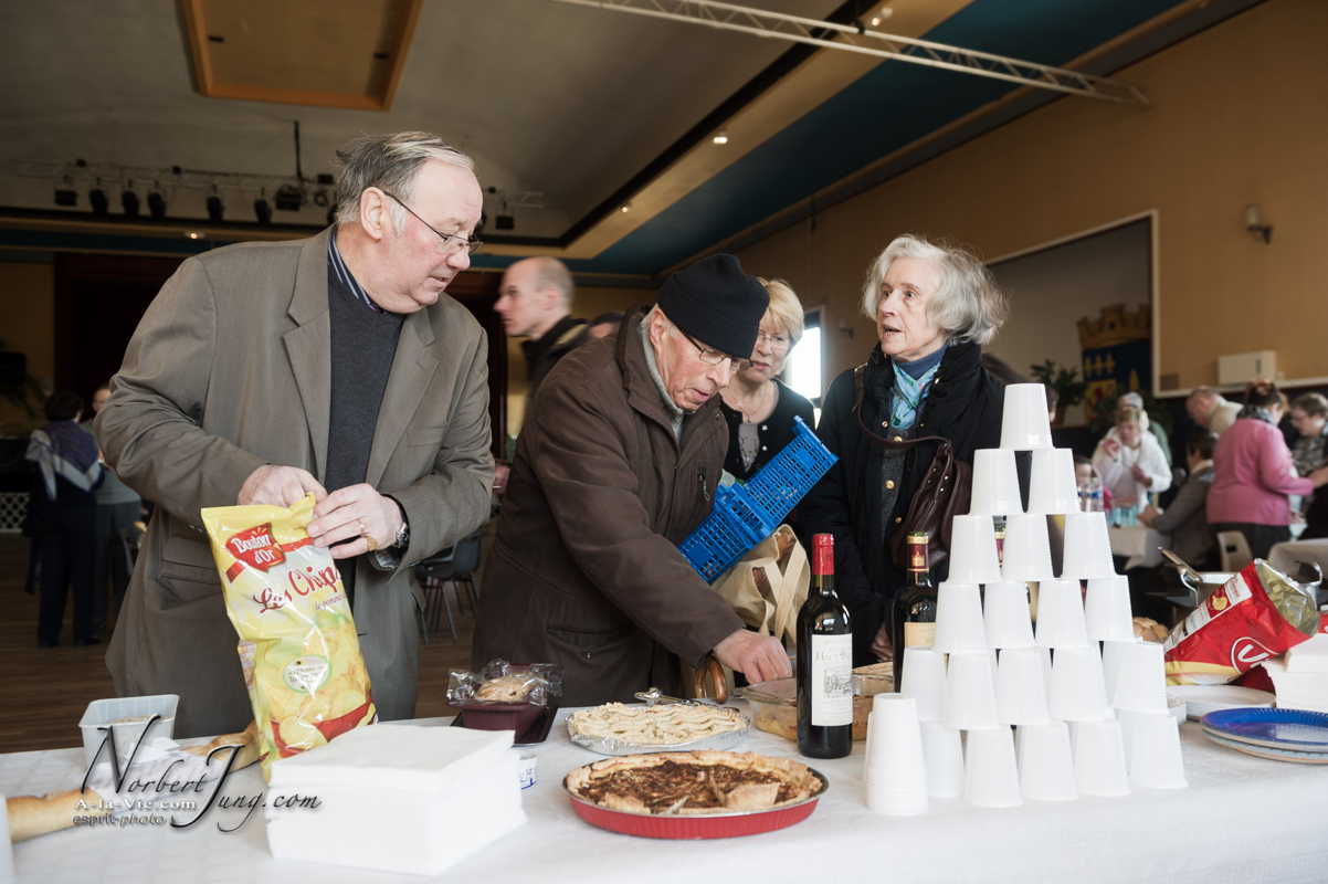 Nom de l'image : Repas-de-la-cloture-VP-a-la-salle-de-Fete-de-Verneuil_2013-02-17__(c)Norbert-Jung.com_D3s096937 — Description :