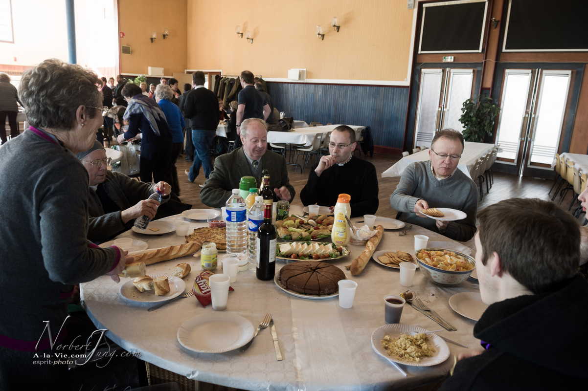 Nom de l'image : Repas-de-la-cloture-VP-a-la-salle-de-Fete-de-Verneuil_2013-02-17__(c)Norbert-Jung.com_D3s096946 — Description :