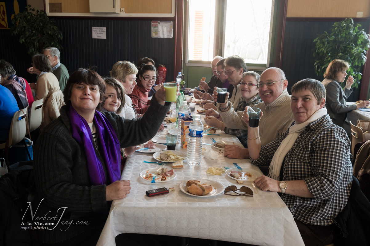 Nom de l'image : Repas-de-la-cloture-VP-a-la-salle-de-Fete-de-Verneuil_2013-02-17__(c)Norbert-Jung.com_D3s096957 — Description :